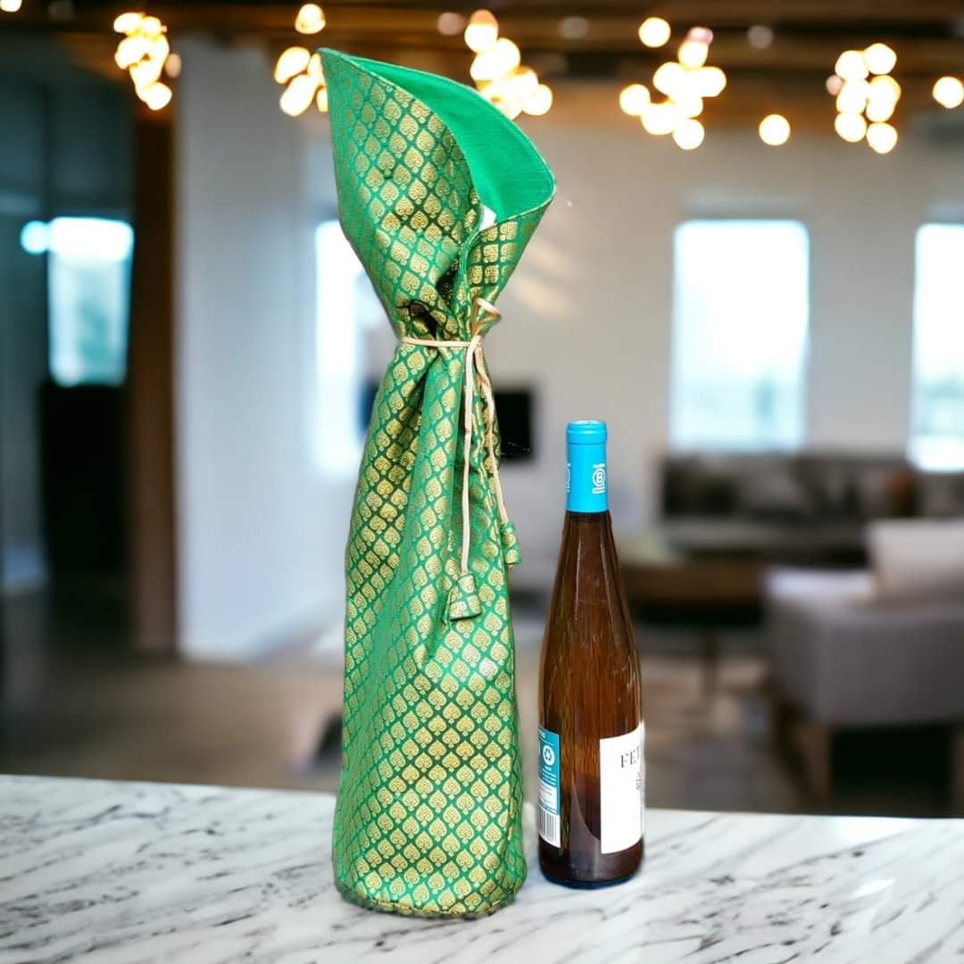 Premium Handmade Wine/Drink Bottle Gift Bag with Brocade fabric - Large size